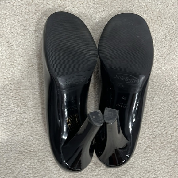 Gucci Black Patent Leather Block Heel Pumps Size 39 - Picture 6 of 7